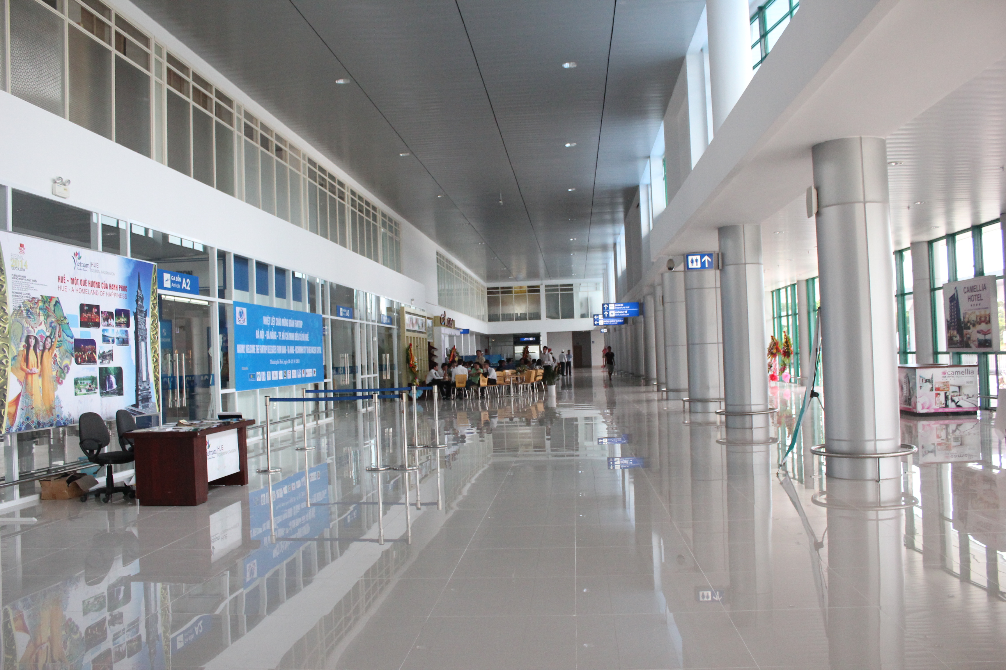 Sân bay Phú Bài - Huế 1